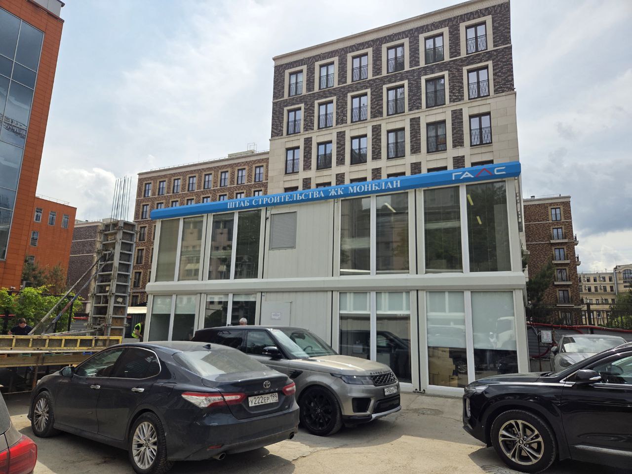 Штаб строительства ЖК «Монблан» из модульных контейнеров КОНТЕЙНЕКС